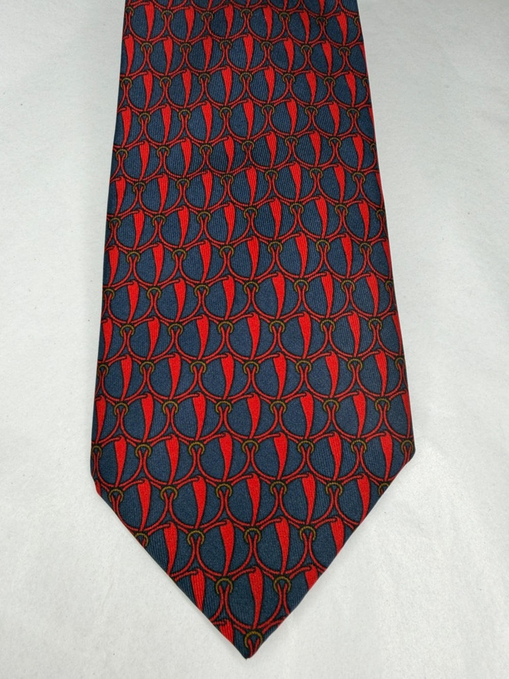 Burberry Men's Red Navy Interlocking Geometric Silk Tie
